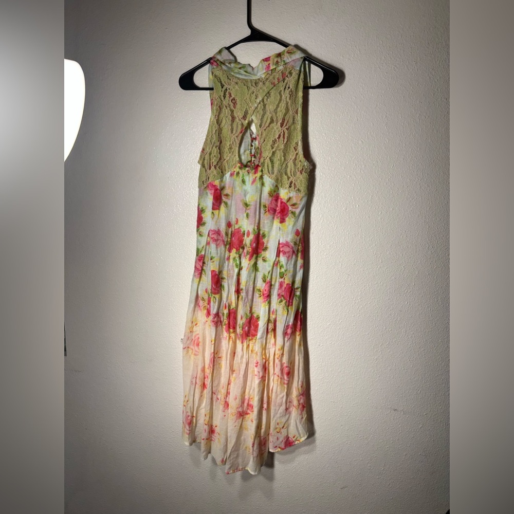 Aratta Evening Prime Rose
Dress size small Aratta Floral Shirt Dress - Picture 11 of 13